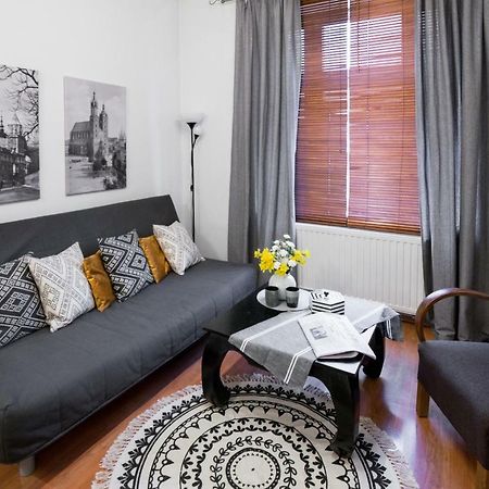 Cichy Apartament Obok Wawelu Tarlowska Krakau Buitenkant foto
